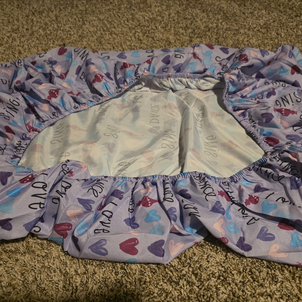Trolls Toddler Bedding Set - 3 Piece - Picture 4 of 6